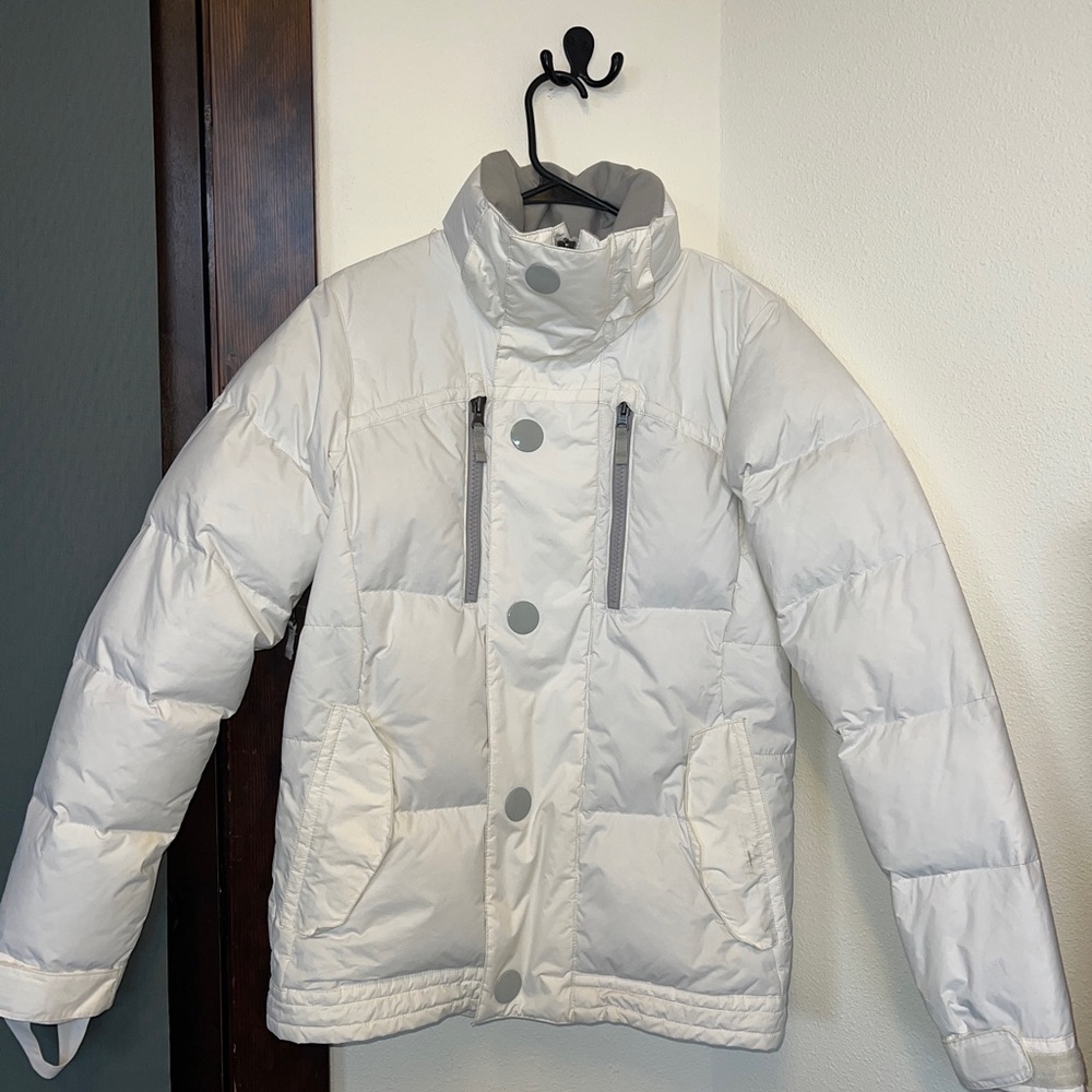 Women’s Burton snow jacket size medium